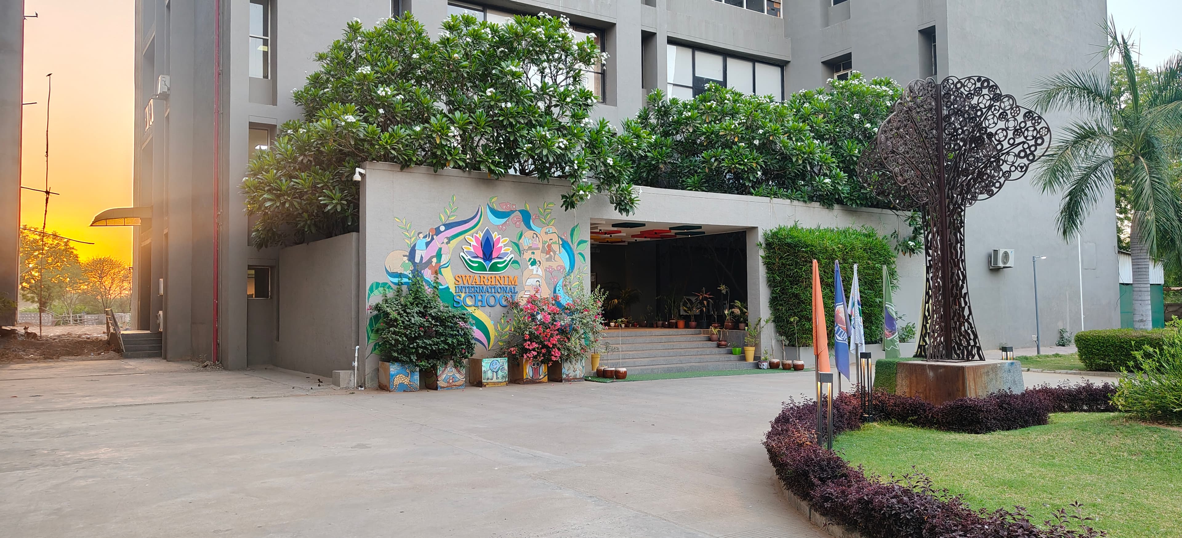 Swarrnim International School Building